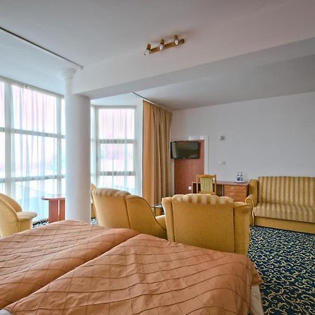 Hotel Sezam Kraczkowa 外观 照片