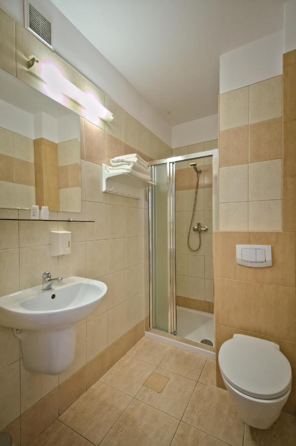 Hotel Sezam Kraczkowa 外观 照片