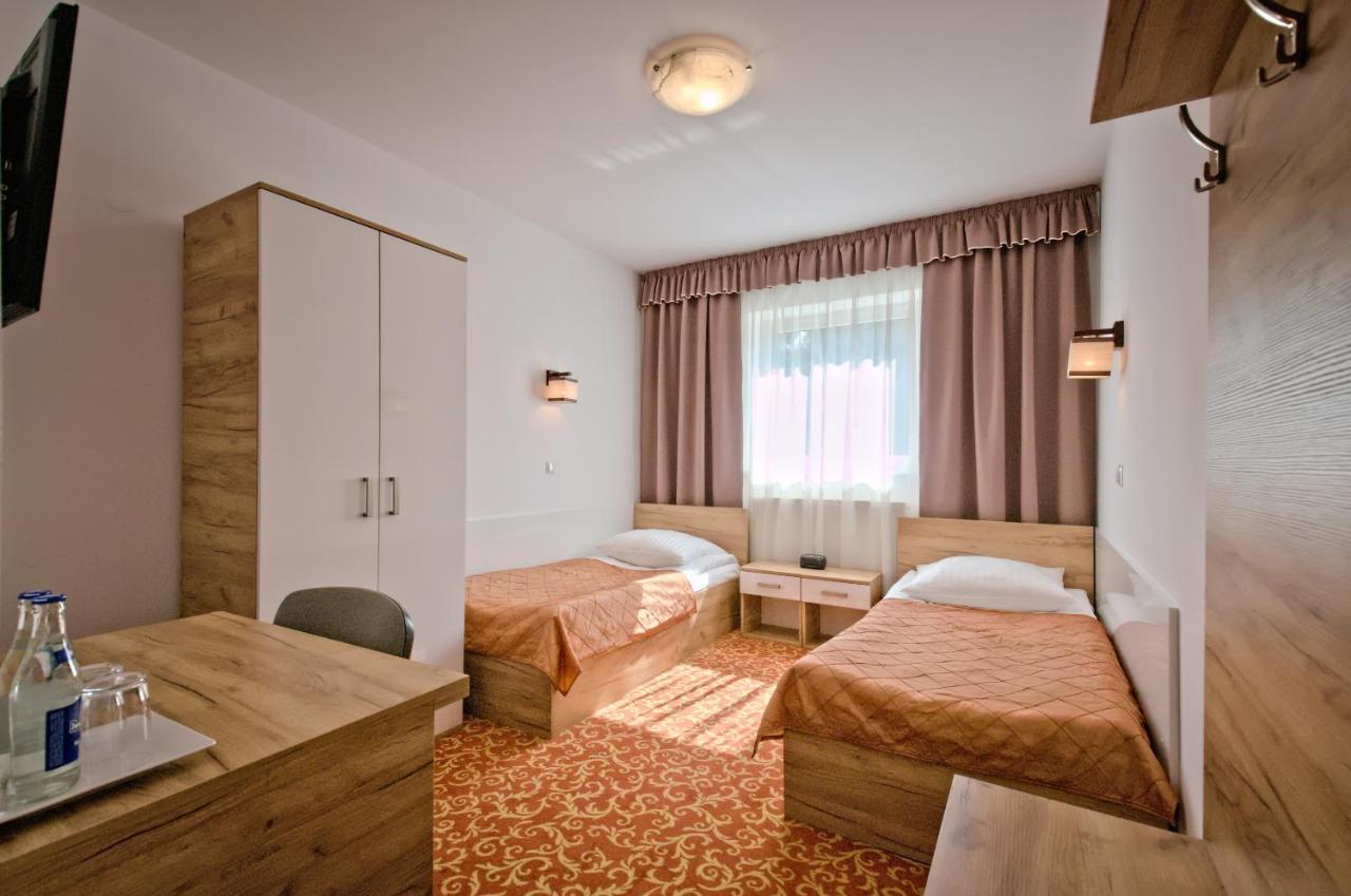 Hotel Sezam Kraczkowa 外观 照片