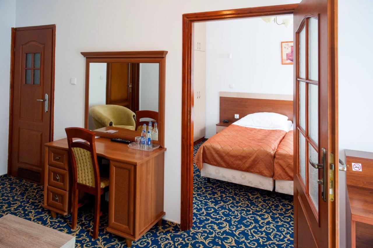 Hotel Sezam Kraczkowa 外观 照片